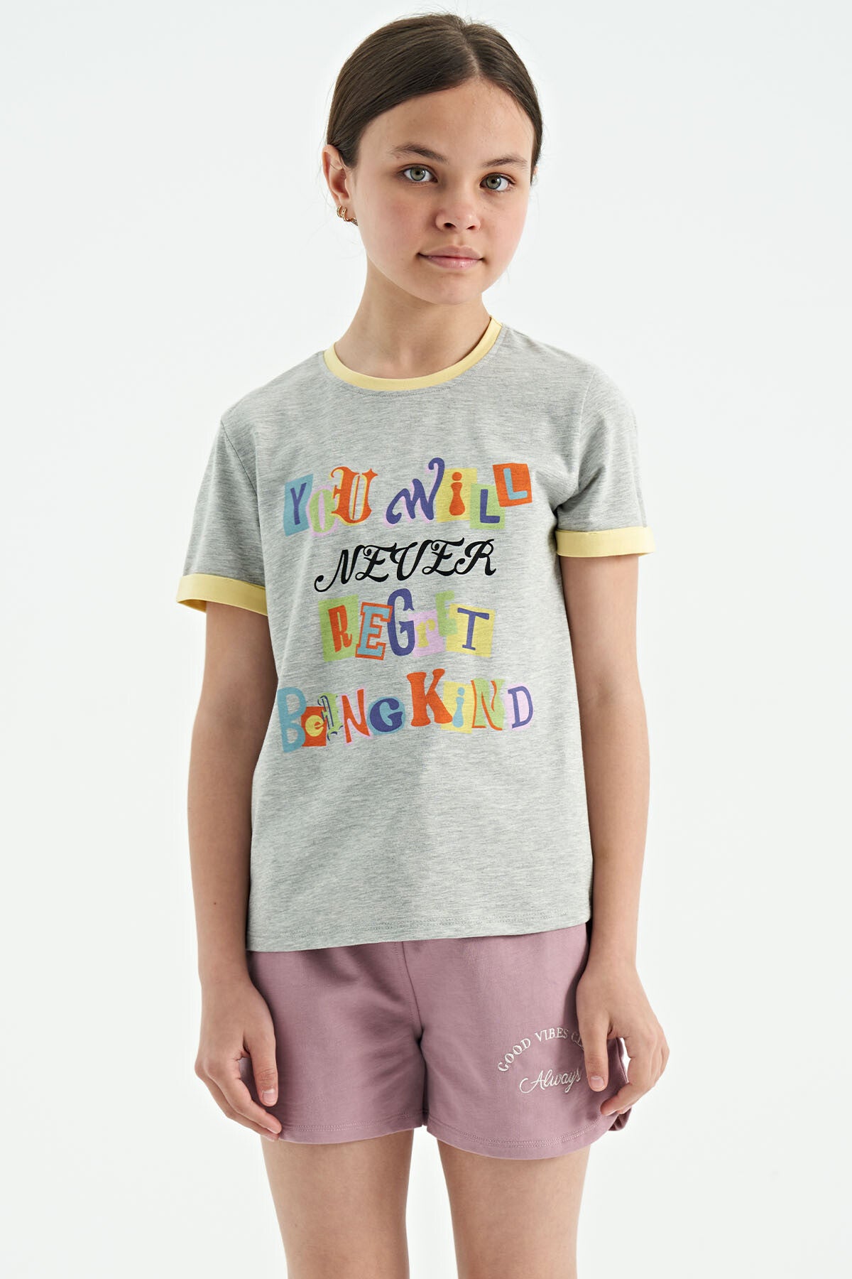 Grey Melange Color Detailed O Collar Comfort Fit Girls T-Shirt - 75109