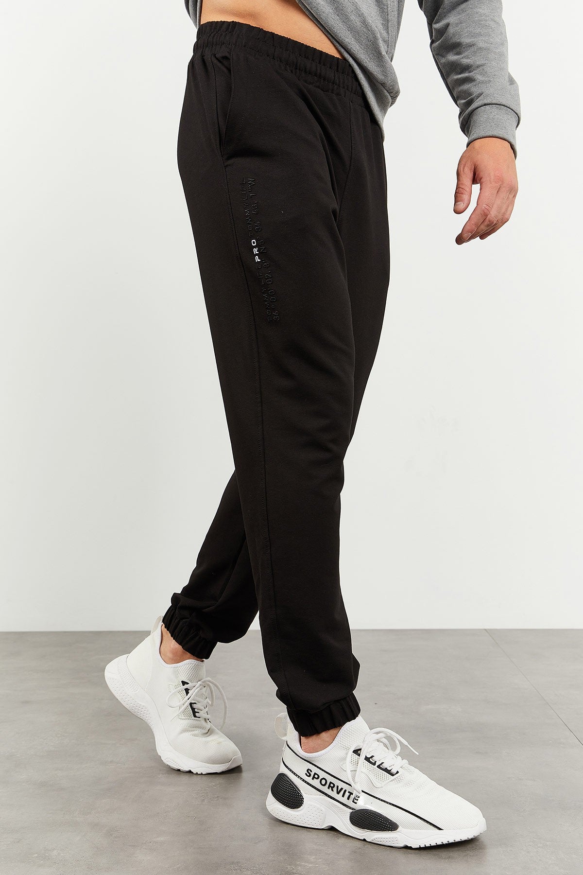 Grey Melange - Black Hooded Kangaroo Pocket Elastic Cuffed Men's Oversize Tracksuit Set - 85117