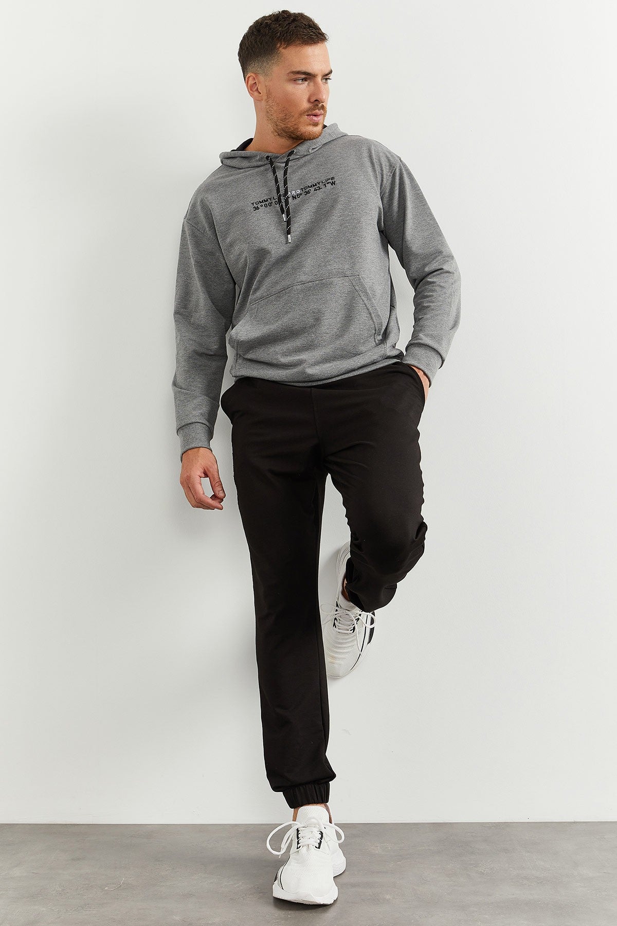 Grey Melange - Black Hooded Kangaroo Pocket Elastic Cuffed Men's Oversize Tracksuit Set - 85117