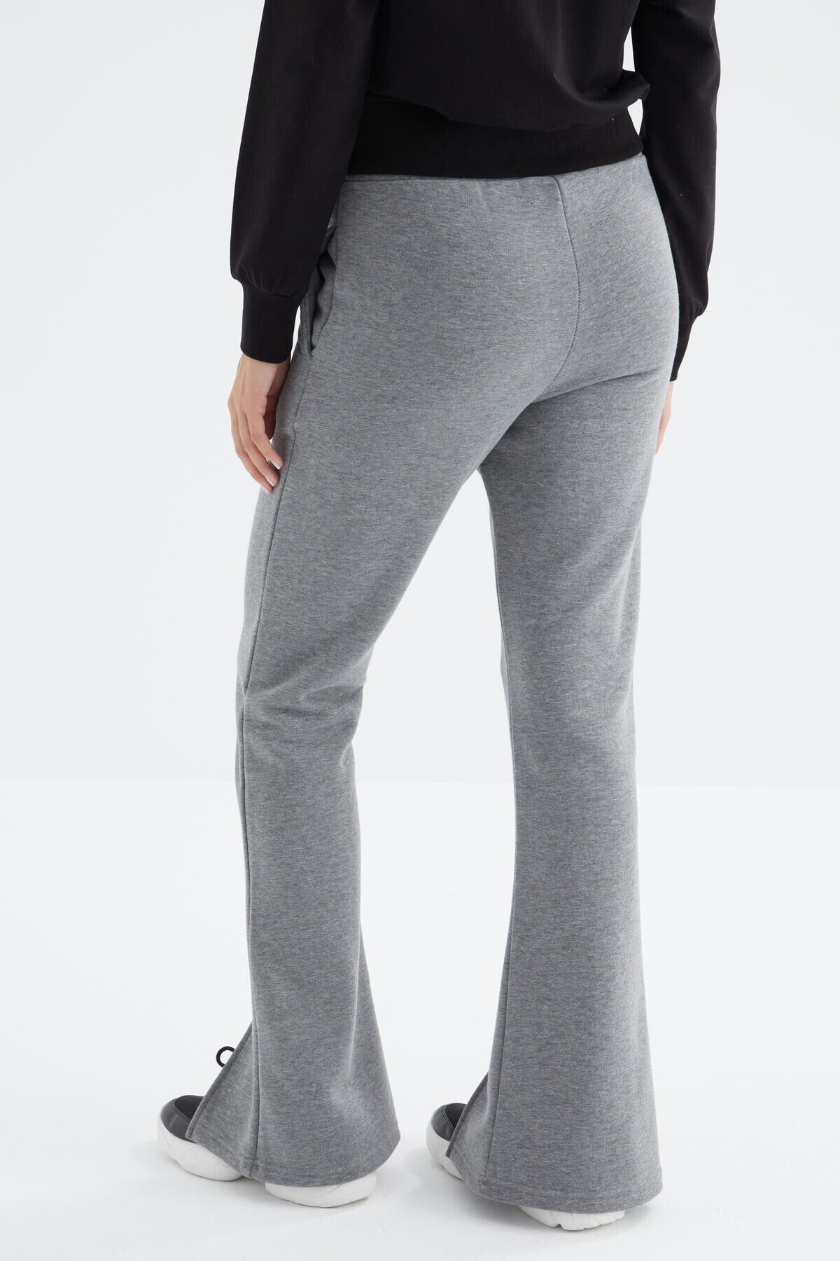 High Waist Gray Melange Front Slit Detailed Side Pocket Comfortable Fit Women's Tracksuit Bottom - 94625