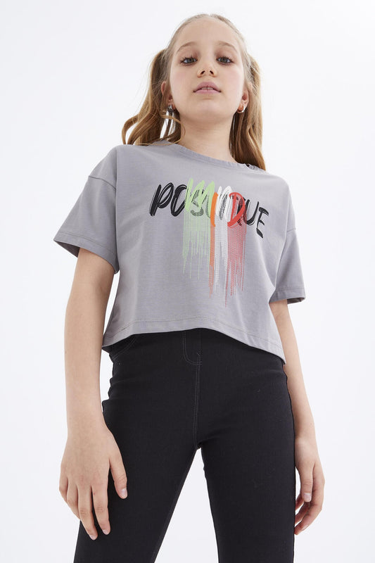 Grey Color Printed O Collar Oversize Drop Shoulder Girls Crop T-Shirt - 75036