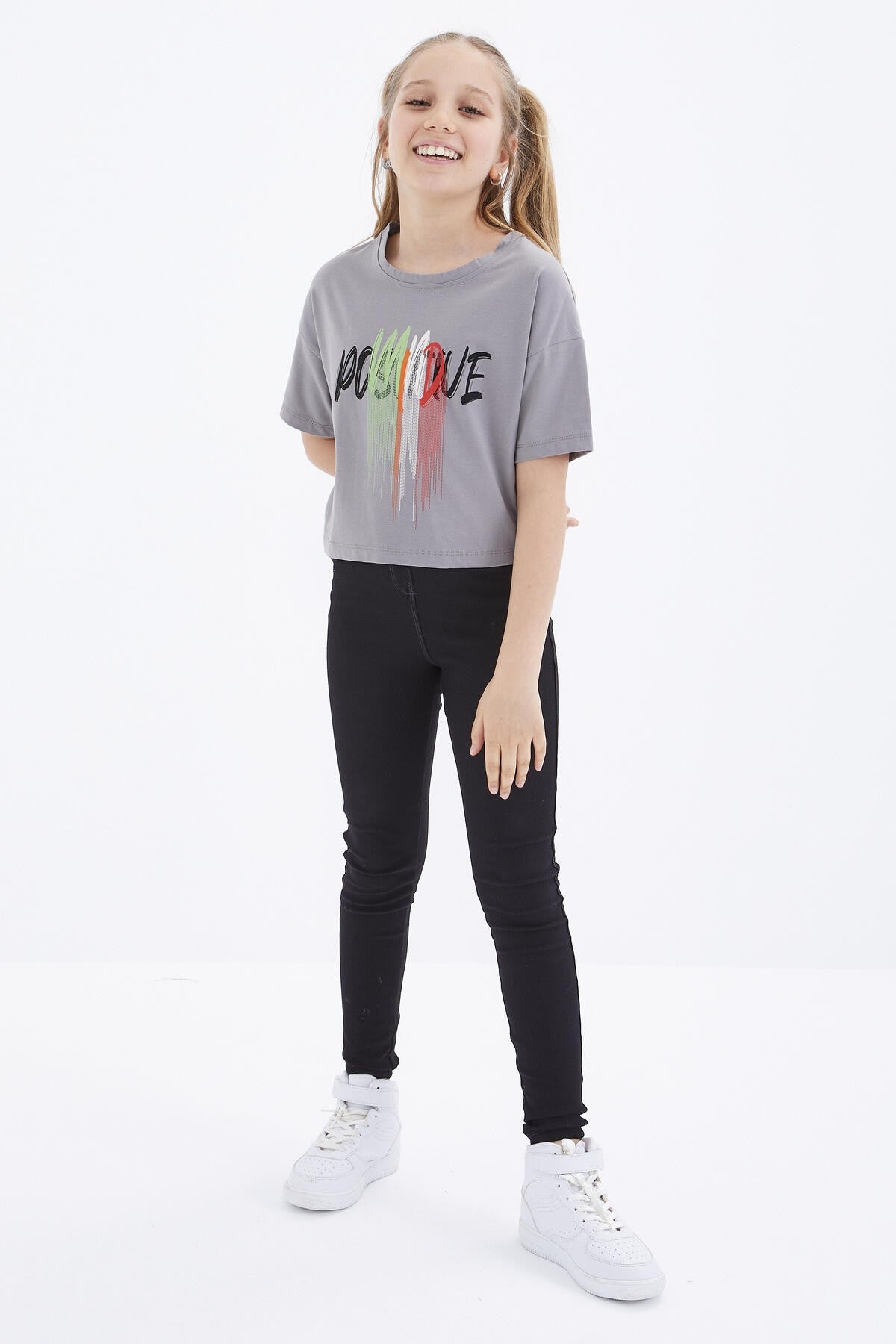 Grey Color Printed O Collar Oversize Drop Shoulder Girls Crop T-Shirt - 75036