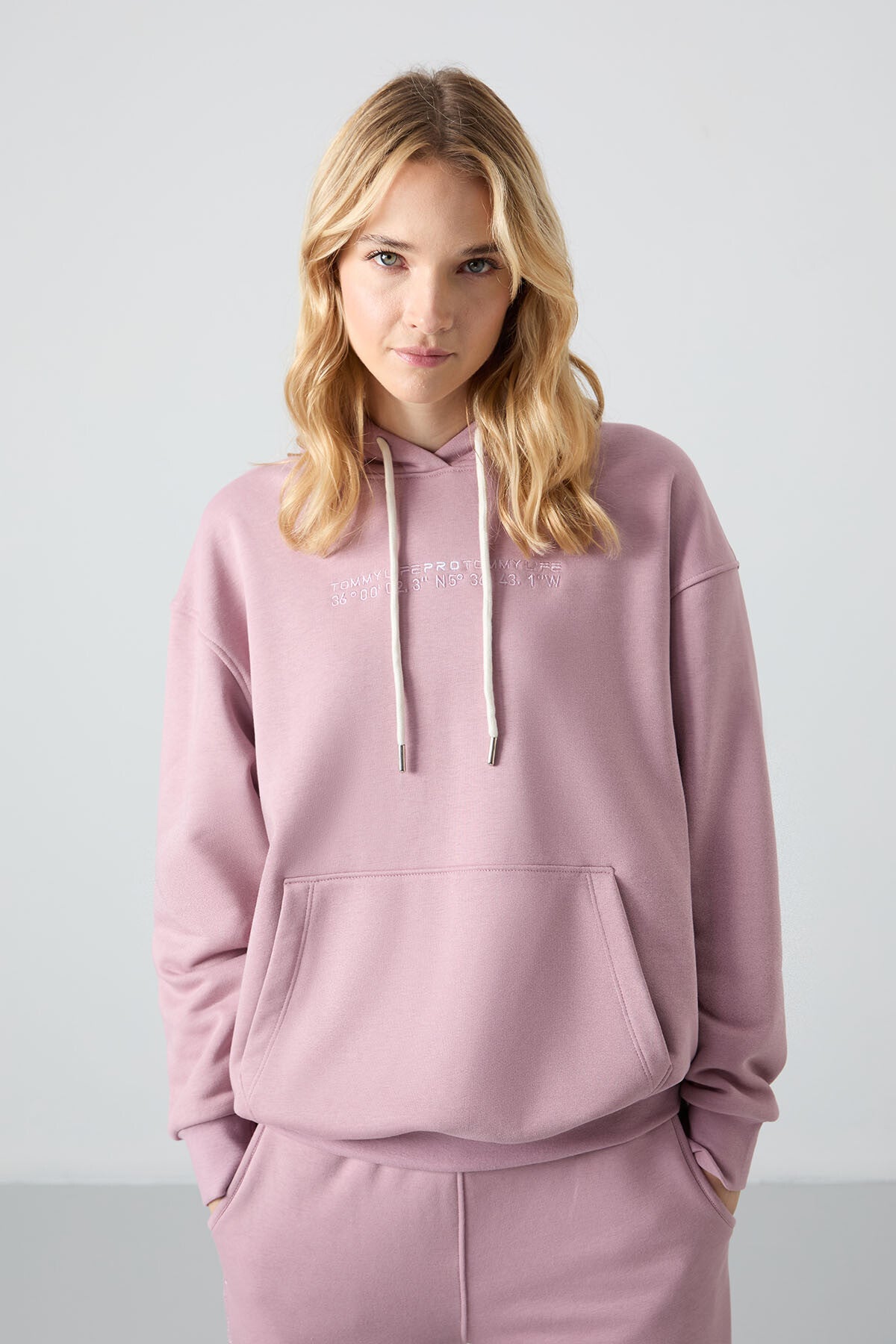Dried Rose Hooded Kangaroo Pocket Oversize Elastic Cuff Women's Tracksuit Set - 95288