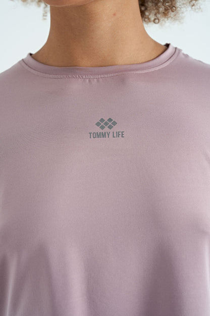 Dried Rose Logo Printed O Collar Low Sleeve Oversize Women's Crop T-Shirt - 97262