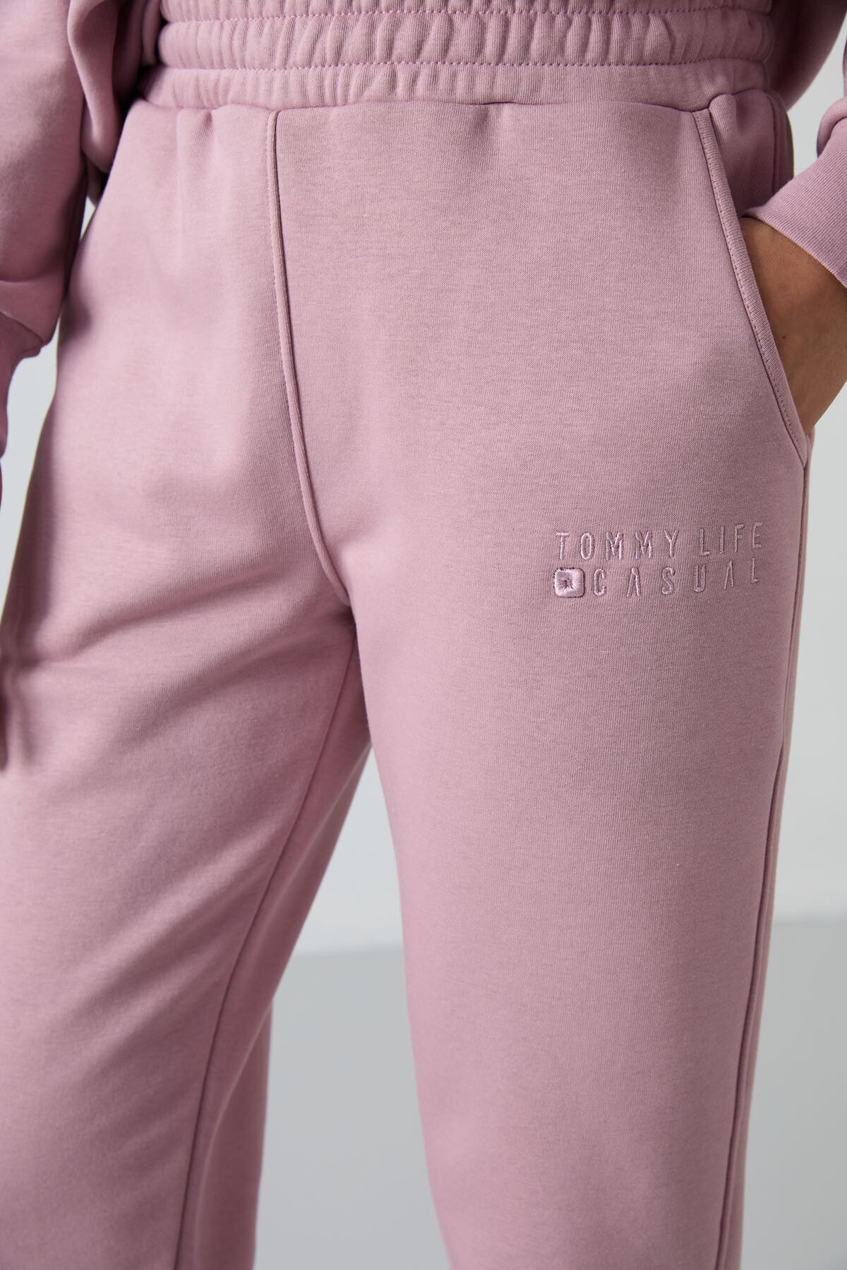 Dried Rose Basic Cotton O-Neck Oversize Elastic Cuffed Women's Tracksuit Set - 95287