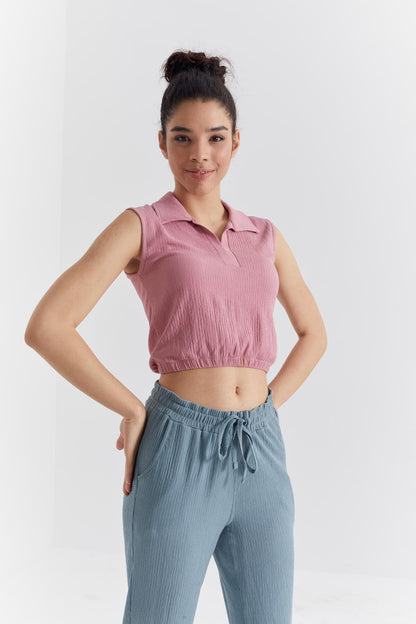 Dried Rose Polo Collar Beli Elastane Crinkle Fabric Women's Crop Top T-Shirt - 97223
