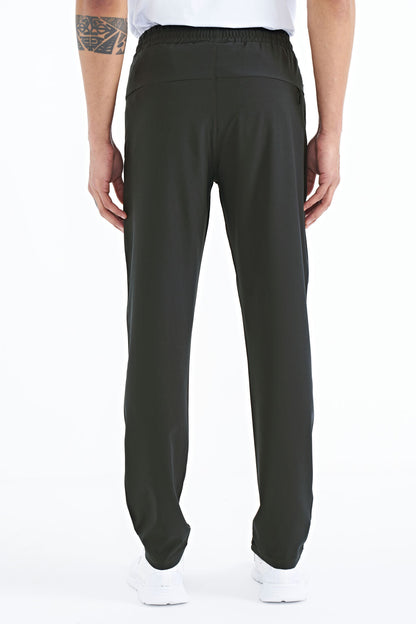 Men's Right Zippered Three-Pocket Standard Fit Classic Hem Tracksuit Bottom - 84768