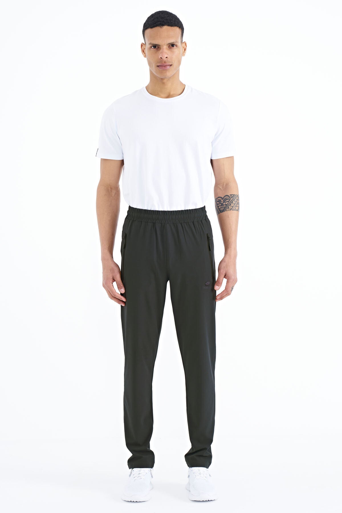 Men's Right Zippered Three-Pocket Standard Fit Classic Hem Tracksuit Bottom - 84768