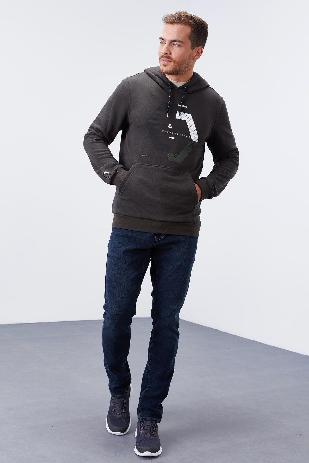 Geometric Print Right Standard Fit Men's Hooded Sweatshirt - 87870