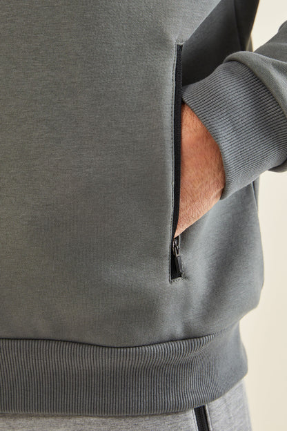 Men's Zippered Sweatshirt - 88314