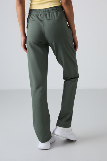 Right Leg Classic Fit Women's Tracksuit Bottom with Hidden Zipper Pocket - 94148