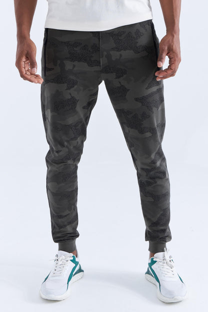 Camouflage Print Right Fit Men's Jogger Tracksuit Bottom - 84754