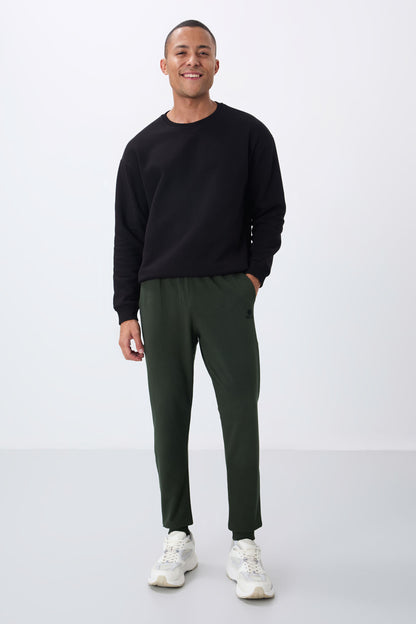 Classic Right Standard Fit Cuffed Men's Tracksuit Bottom - 84652