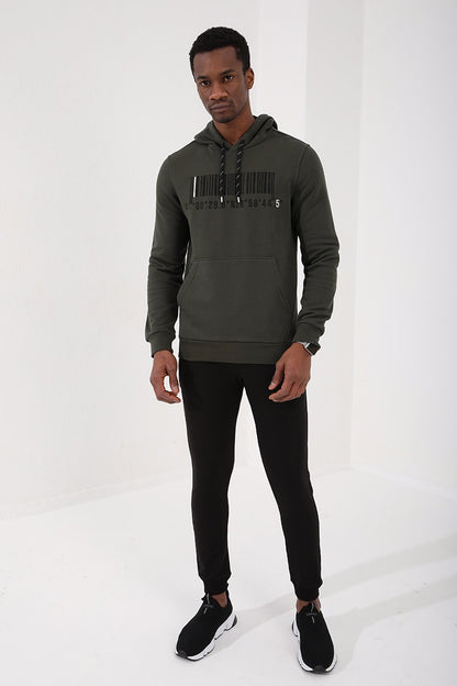 Embroidered Kangaroo Pocket Standard Cut Hooded Men's Sweatshirt - 87839