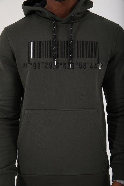 Embroidered Kangaroo Pocket Standard Cut Hooded Men's Sweatshirt - 87839