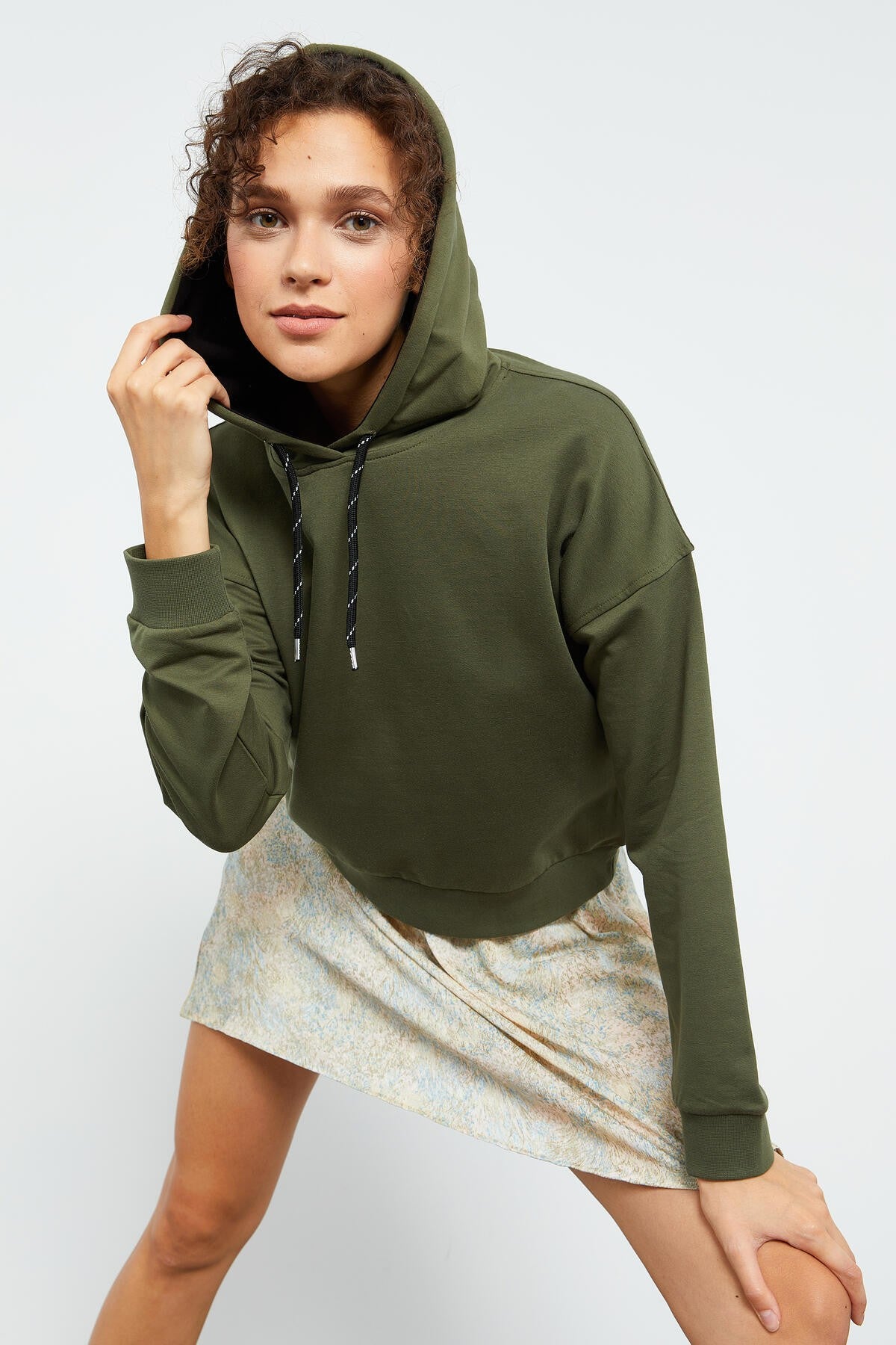 Long Sleeve Comfort Fit Hooded Women's Sweatshirt - 97115