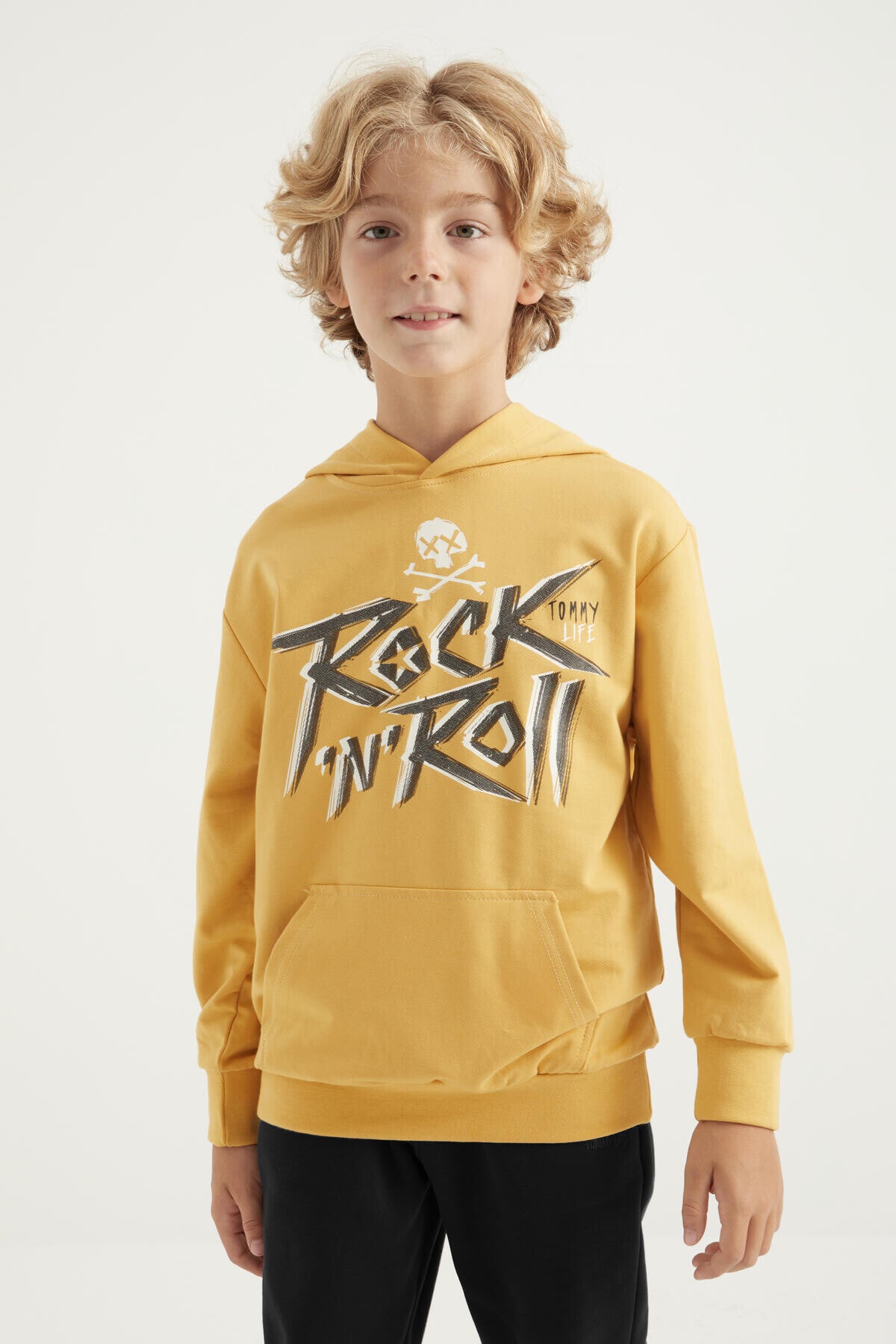 Mustard Print Kangaroo Pocket Hooded Standard Fit Boys' Sweatshirt - 11002
