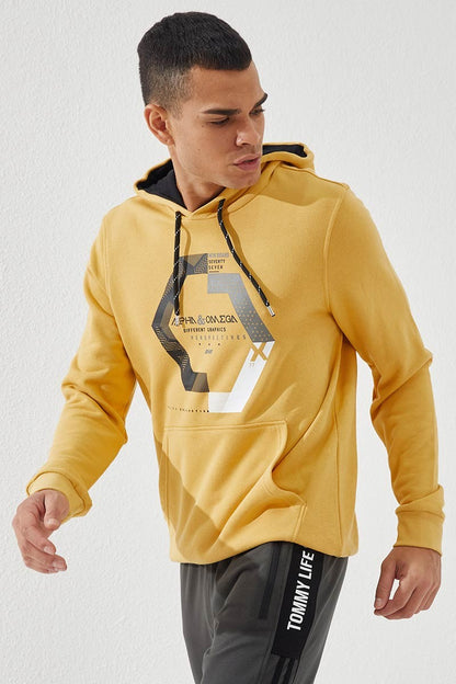 Mustard Geometric Print Standard Cut Hooded Men's Sweatshirt - 87870