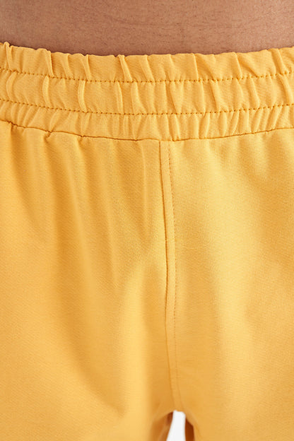 Mustard Front Back Print Detailed Standard Molded Rubber Waist Men's Shorts - 81250