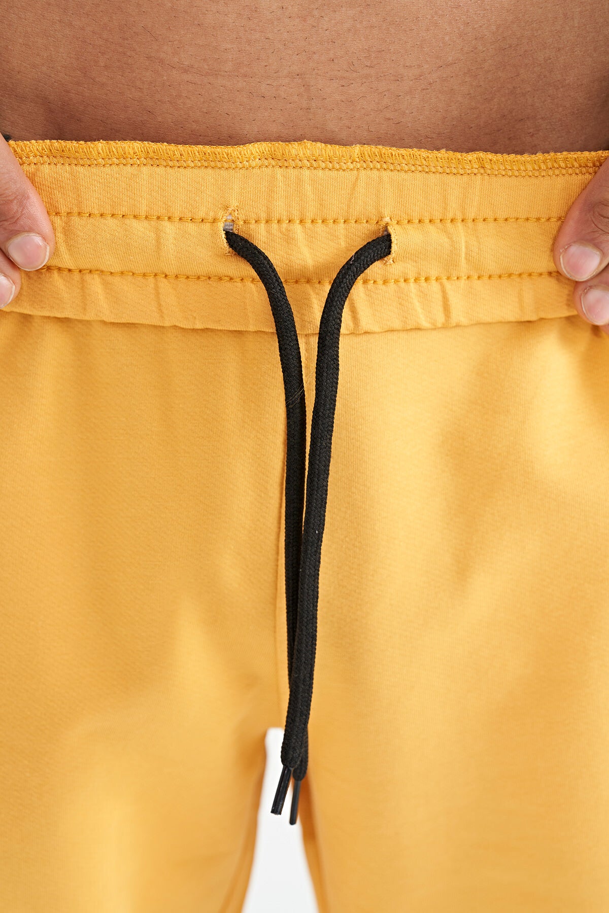 Mustard Front Back Print Detailed Standard Molded Rubber Waist Men's Shorts - 81250