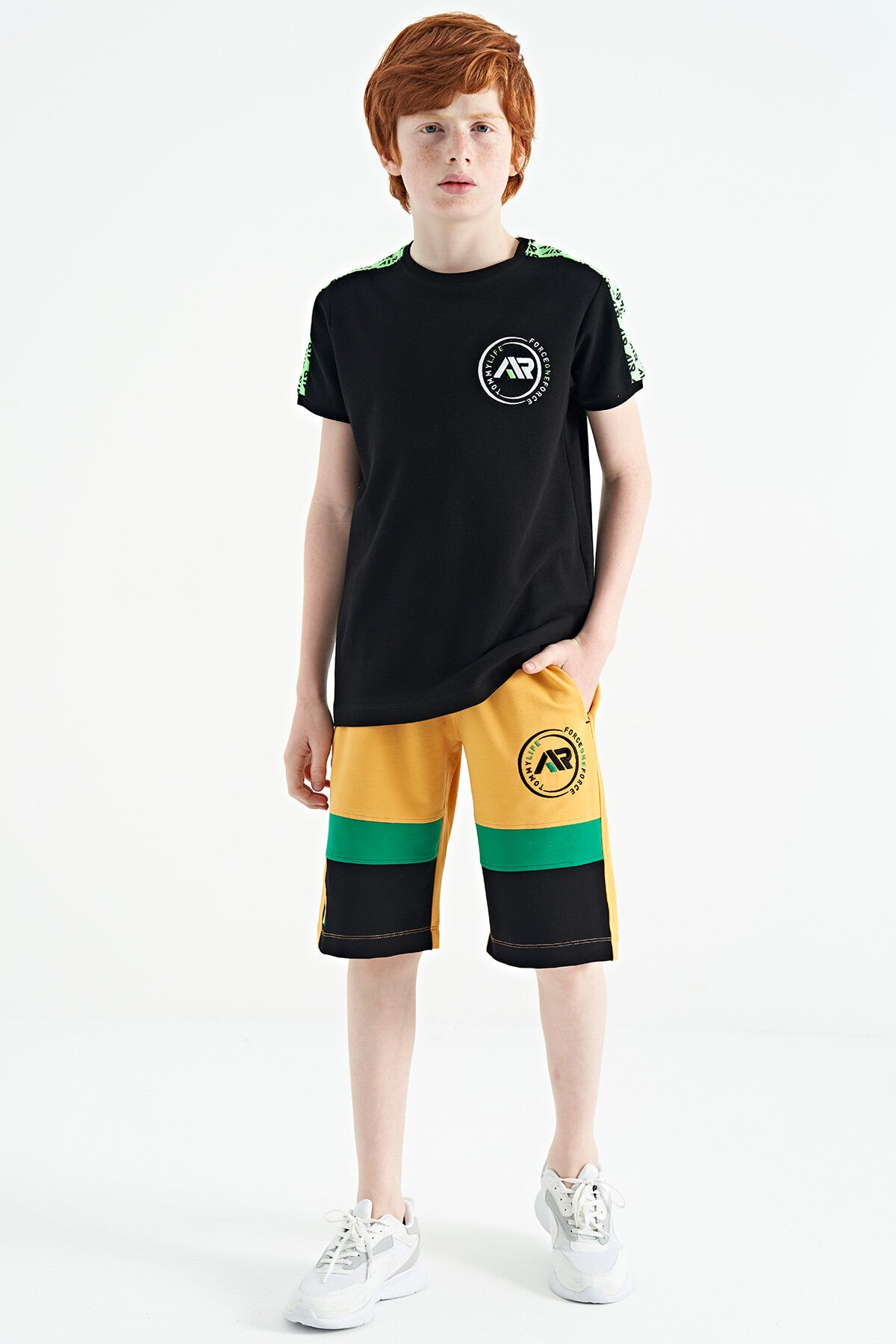 Mustard Colored Printed Laced Embroidery Detailed Standard Pattern Boys Shorts - 11129
