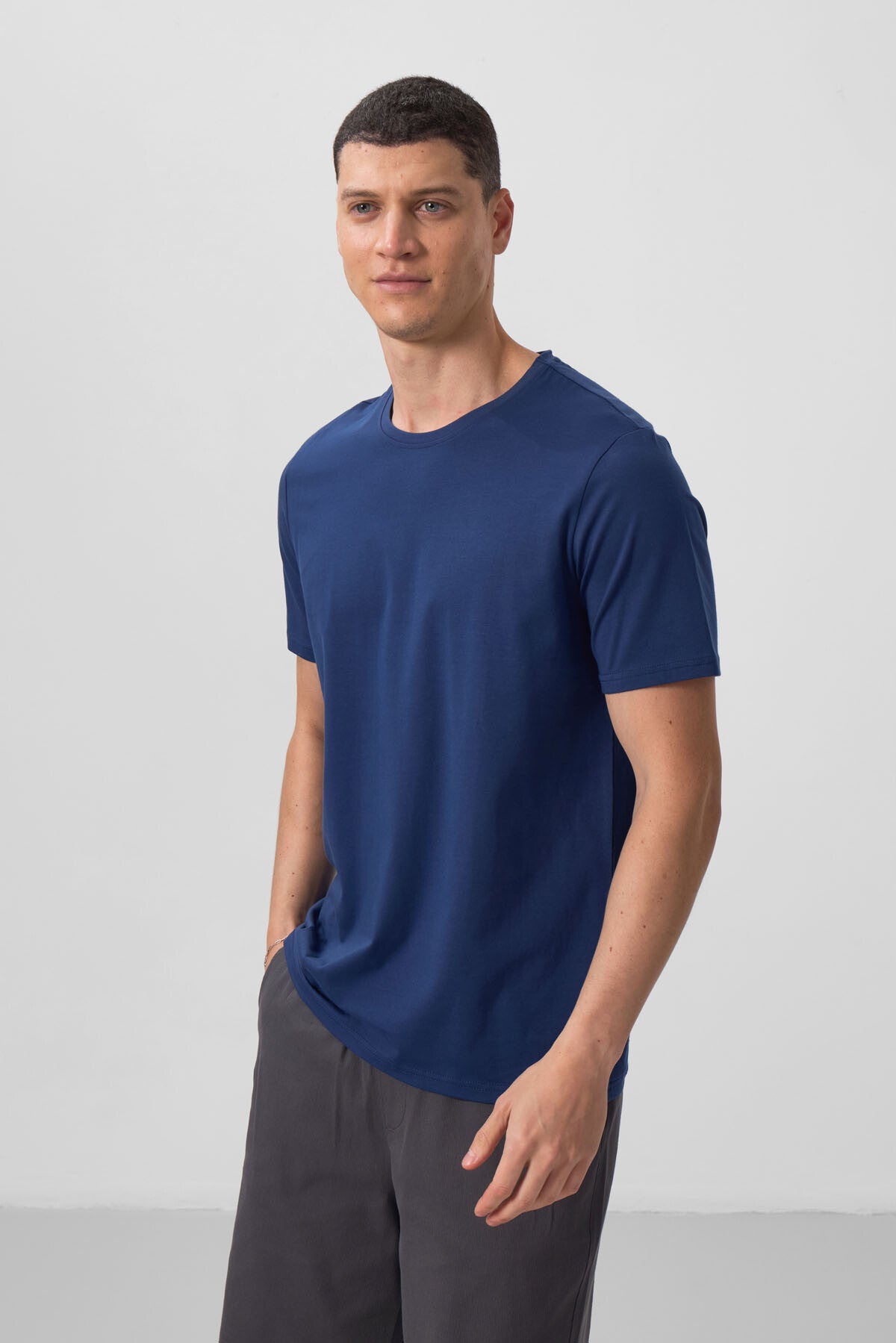 Indigo Men's Basic Short Sleeve Regular Fit O Collar T-shirt - 87911