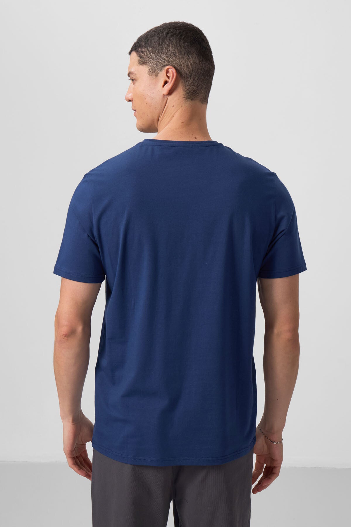 Indigo Men's Basic Short Sleeve Regular Fit O Collar T-shirt - 87911