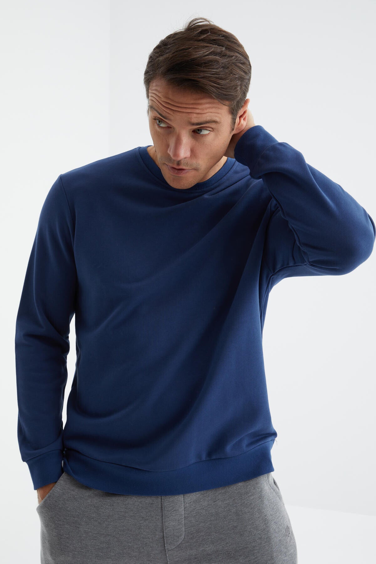 Indigo Basic O Collar Comfort Fit Men's Sweatshirt - 88053