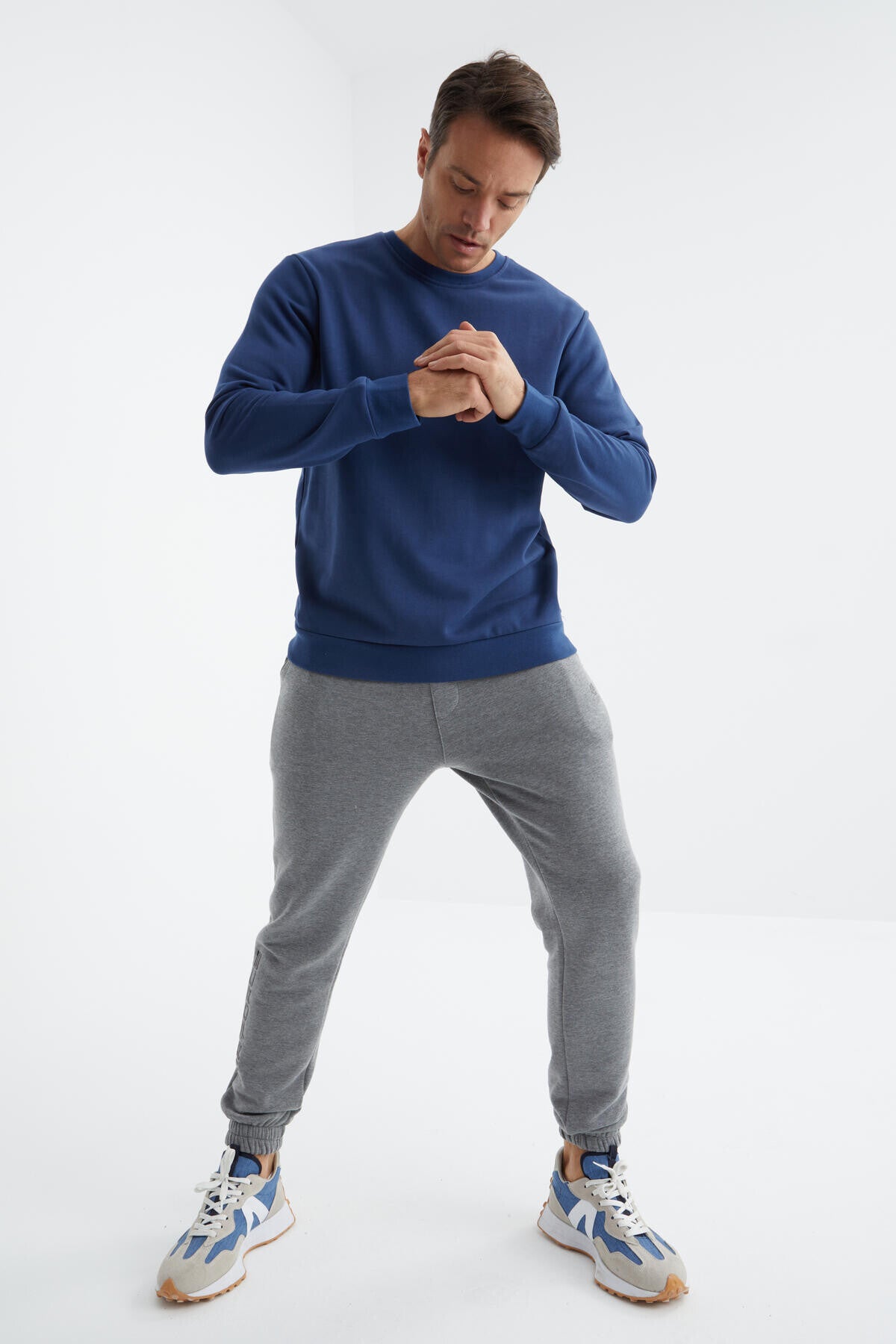 Indigo Basic O Collar Comfort Fit Men's Sweatshirt - 88053