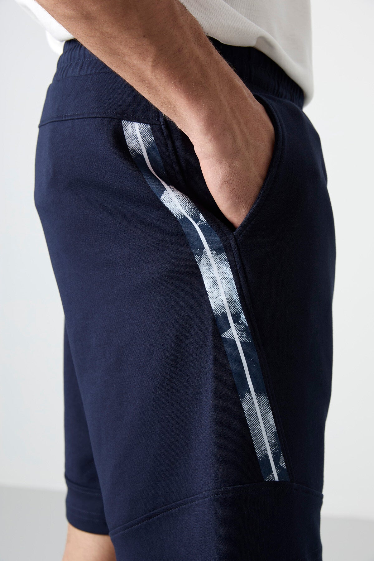 Amos Indigo Printed Men's Shorts - 81246