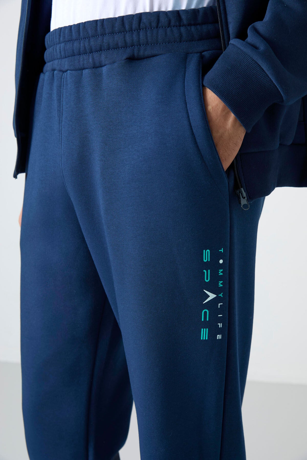 Indigo Stand-Up Collar Color Gradient Fleece-Lined Men's Tracksuit Set - 85186