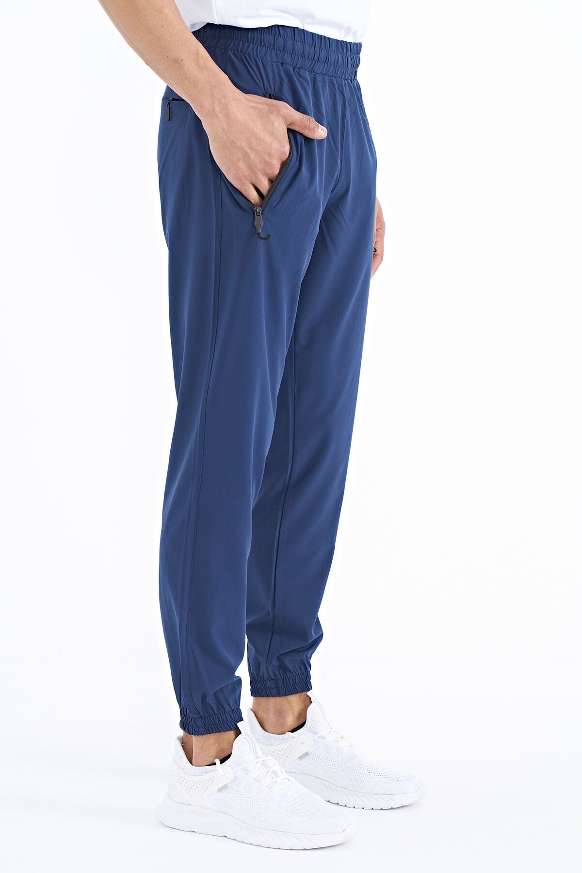 Indigo Men's Basic Pocketed Laced Comfort Fit Elastic Cuffed Tracksuit Bottom - 84826