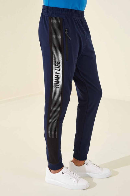 Indigo Zippered Pocket Printed Standard Fit Jogger Men's Tracksuit Bottom - 84657