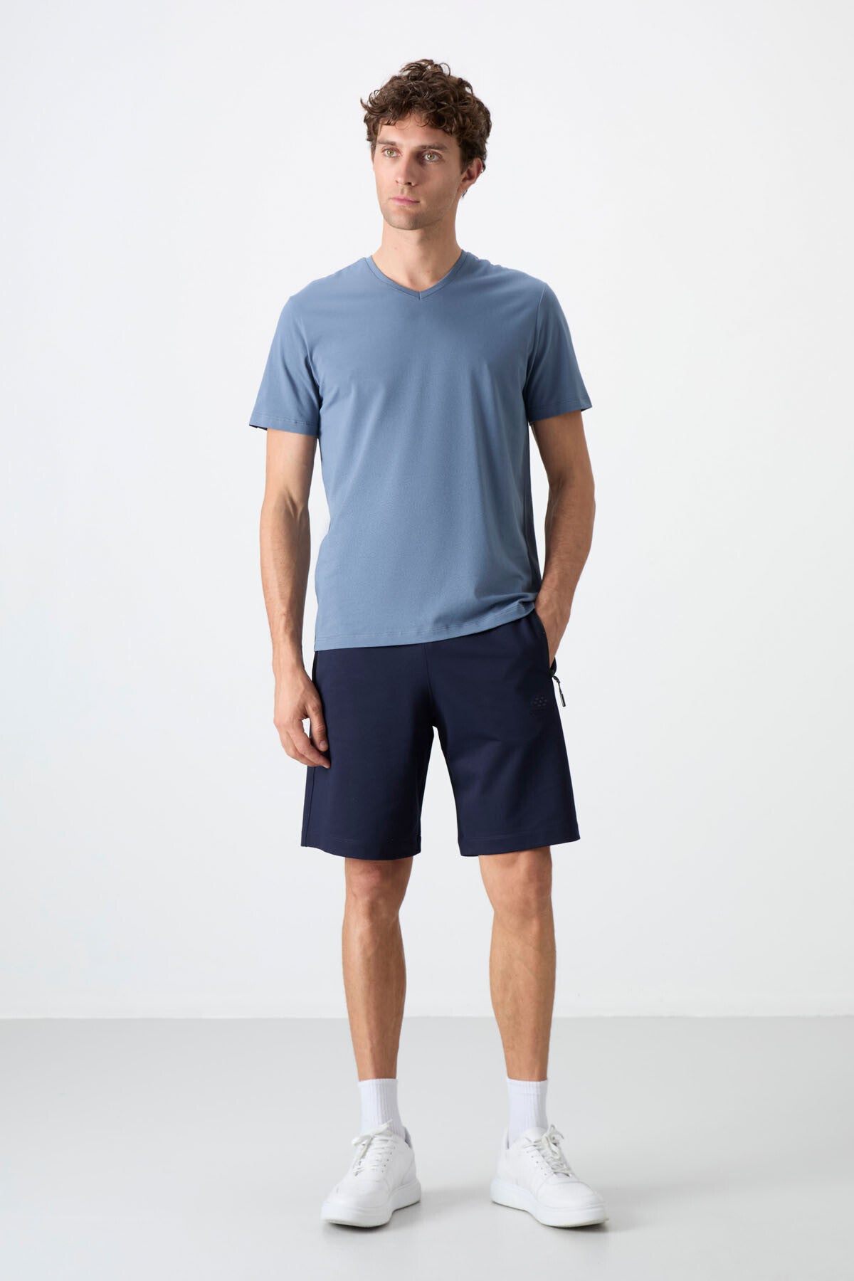 Indigo Zipper Back Pocket Laced Standard Fit Men's Shorts - 81136