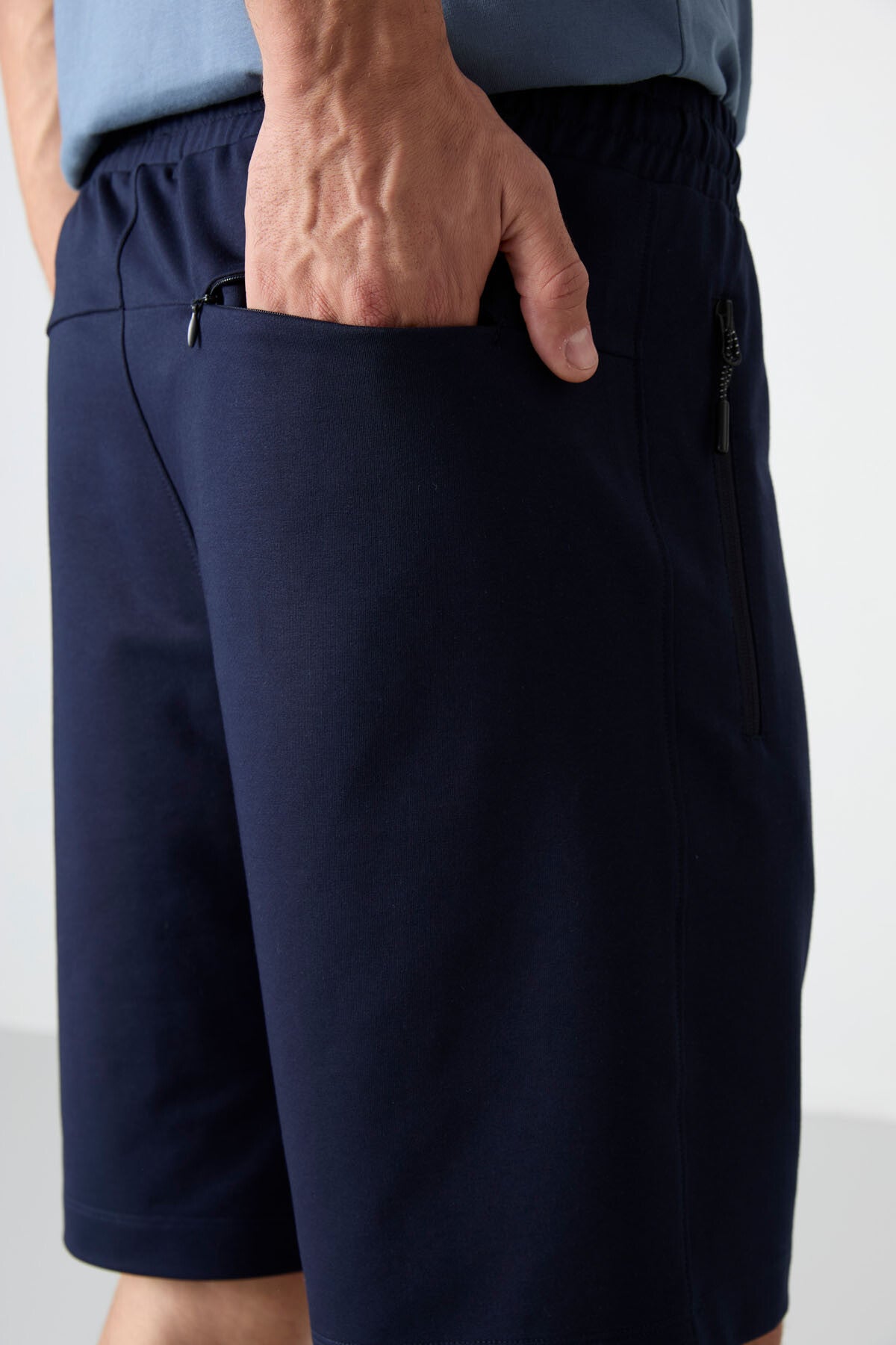 Indigo Zipper Back Pocket Laced Standard Fit Men's Shorts - 81136