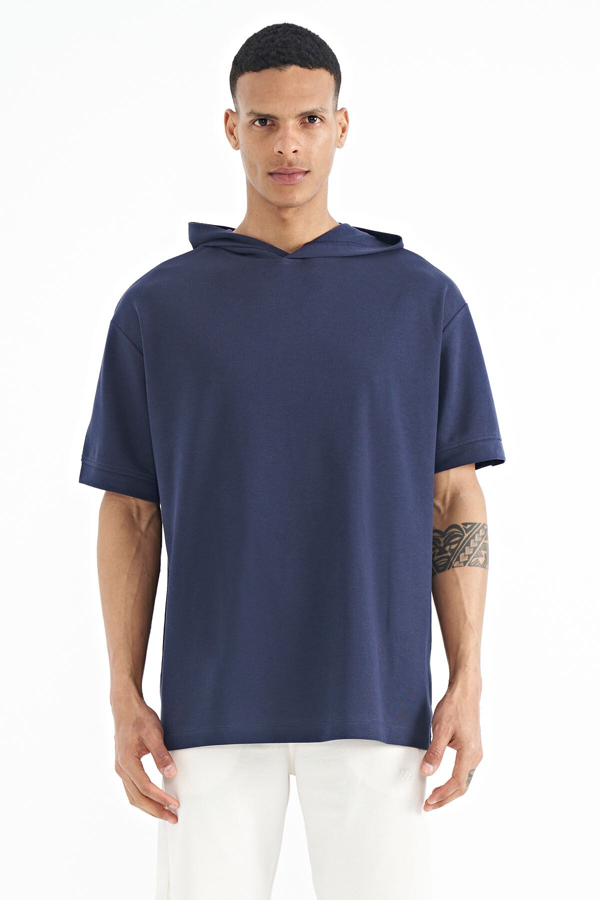 Indigo Hooded Sleeve Label Detailed Oversize Men's T-shirt - 88179