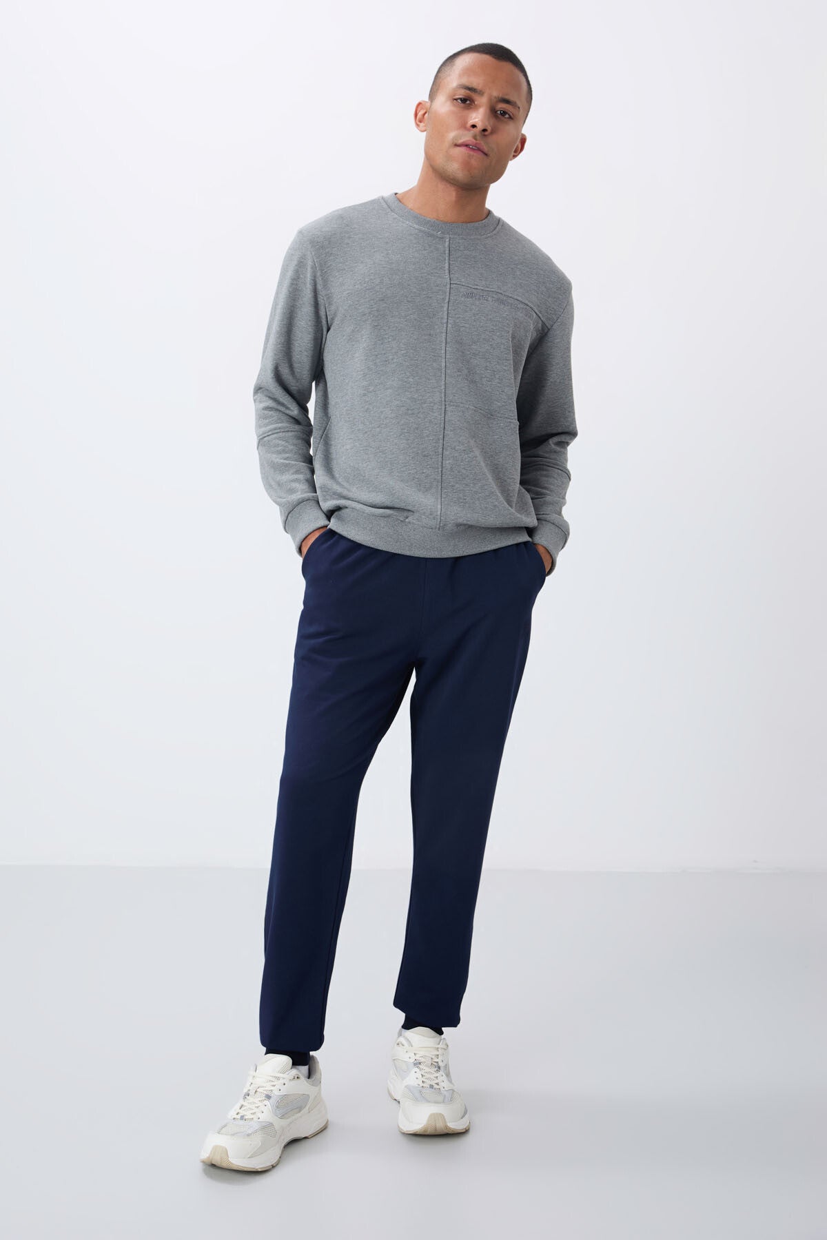 Indigo Classic Pocketed Standard Fit Cuffed Men's Tracksuit Bottom - 84652