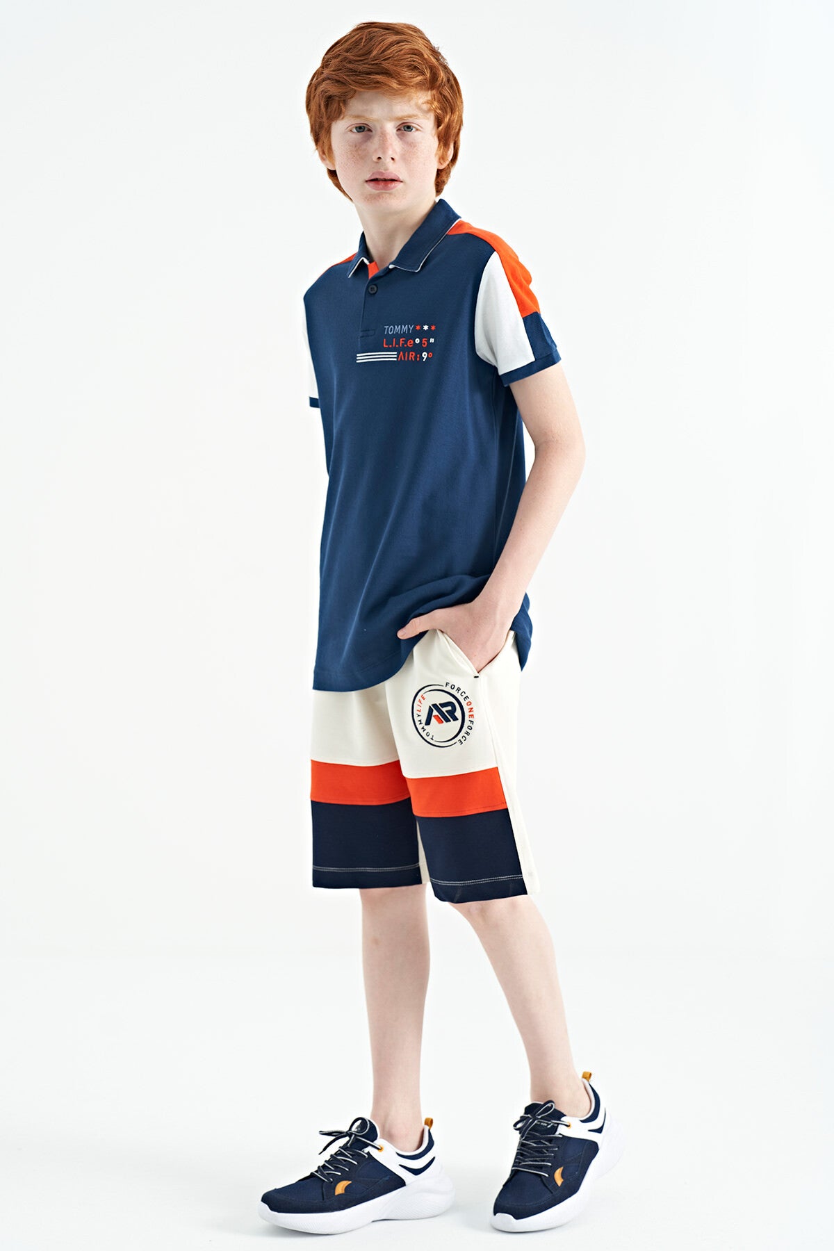 Indigo Color Blocked Shoulder Trim Detailed Standard Pattern Boys' T-Shirt - 11155