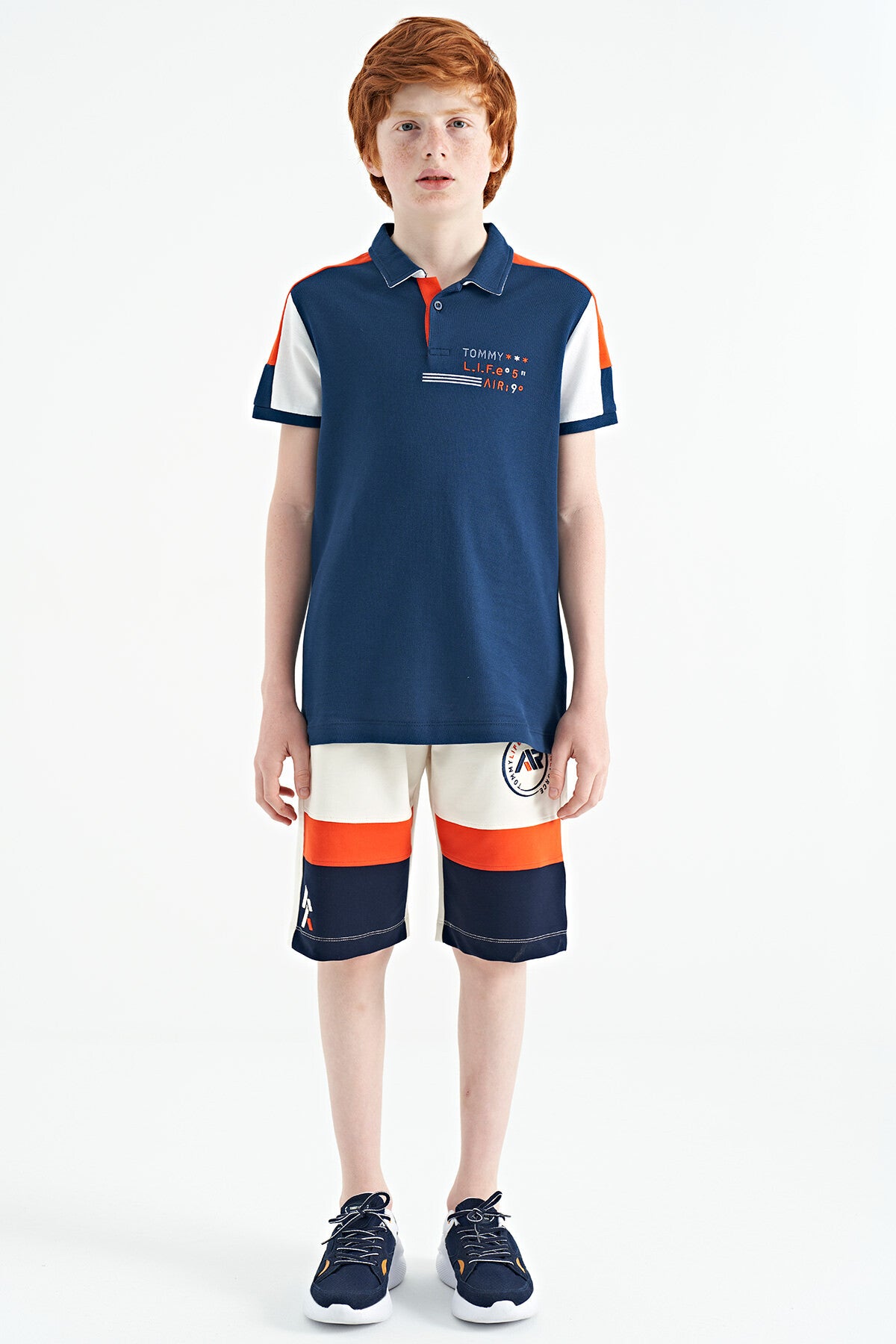 Indigo Color Blocked Shoulder Trim Detailed Standard Pattern Boys' T-Shirt - 11155