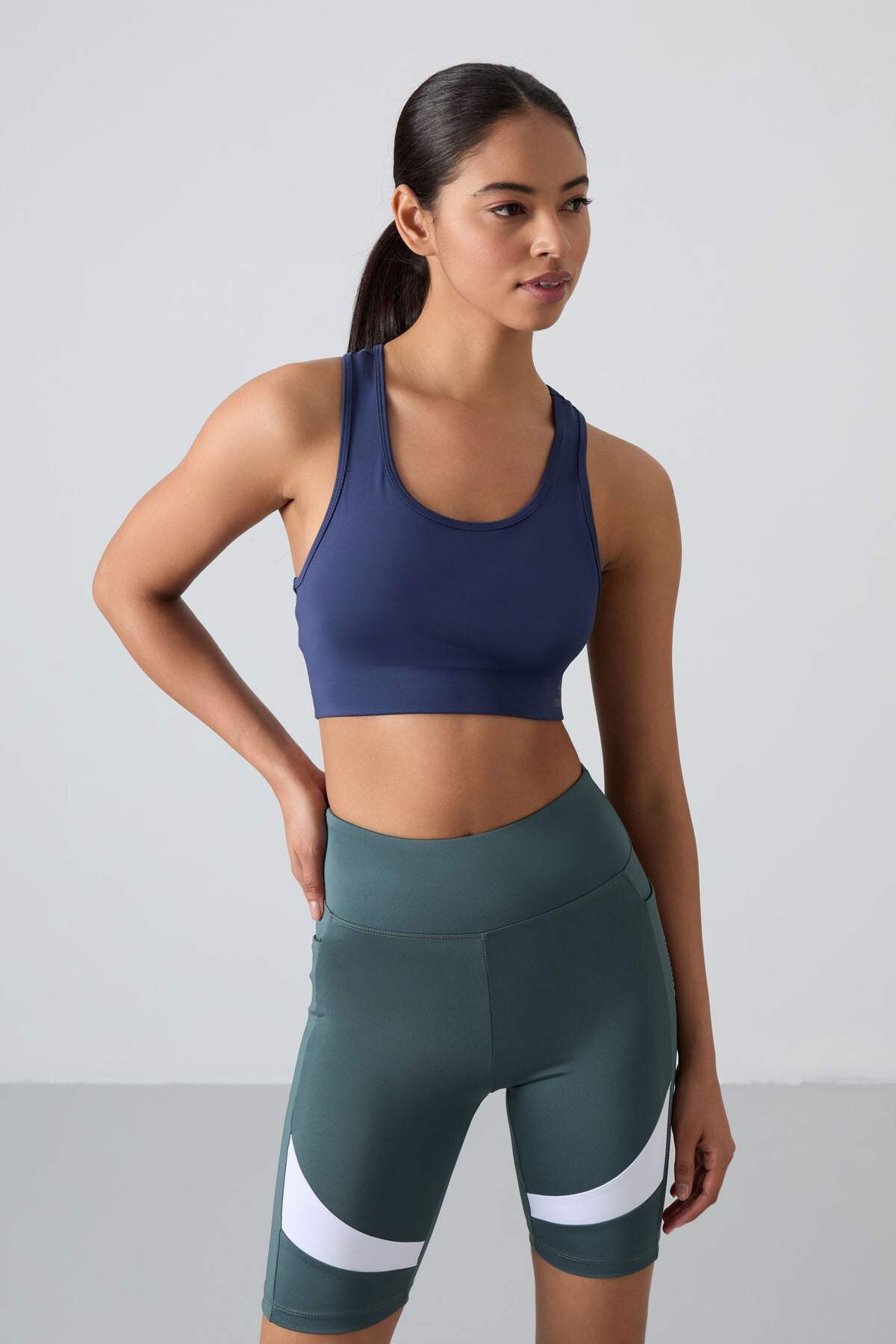 Indigo Back Detailed Narrow Fit U Collar Women's Sports Bustier - 97120