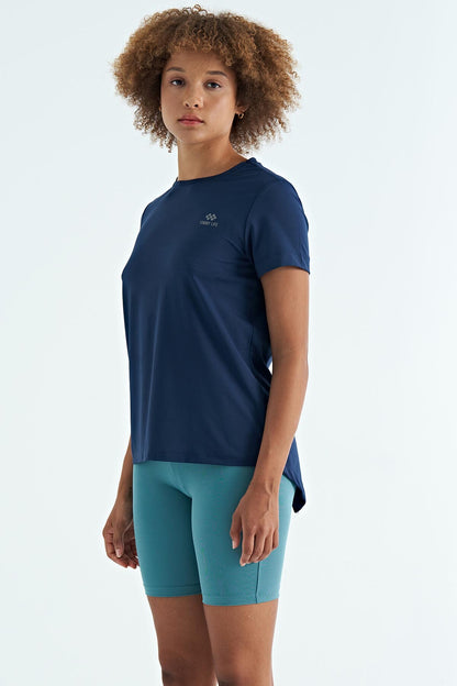 Indigo Back Slit Detailed O Collar Short Sleeve Standard Fit Women's T-Shirt - 97267