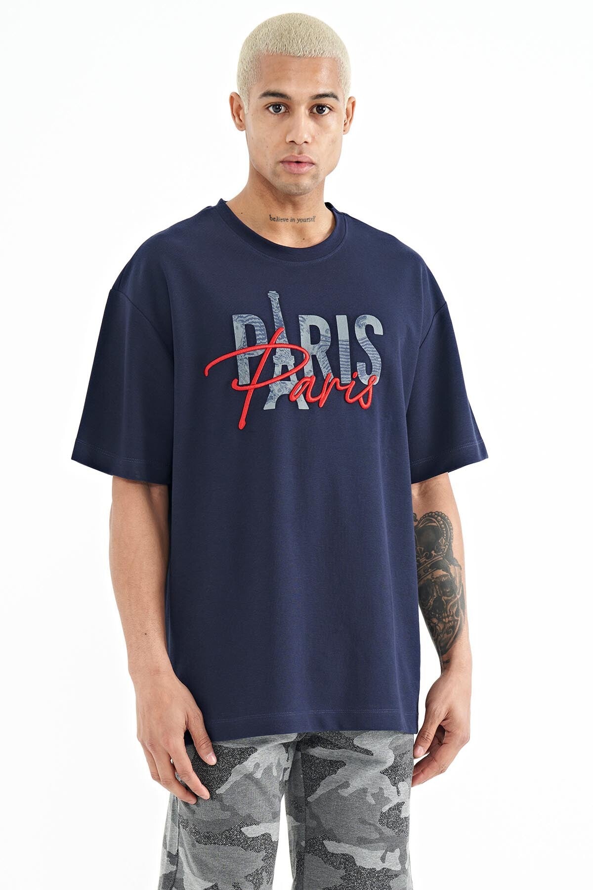 Indigo Yarn Embroidered O Collar Oversize Men's T-Shirt - 88223