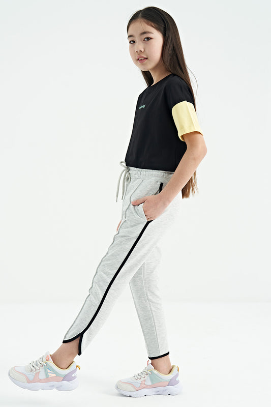 Light Grey Detailed Laced Front Wide-Legged Girls' Tracksuit Bottom - 75124