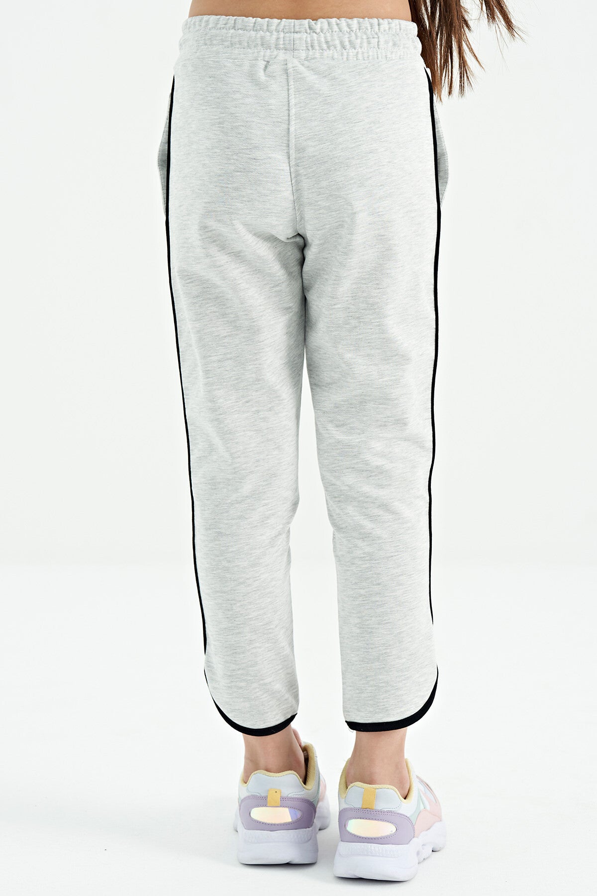 Light Grey Detailed Laced Front Wide-Legged Girls' Tracksuit Bottom - 75124