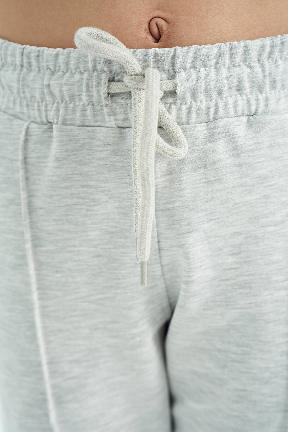 Light Grey Detailed Laced Front Wide-Legged Girls' Tracksuit Bottom - 75124