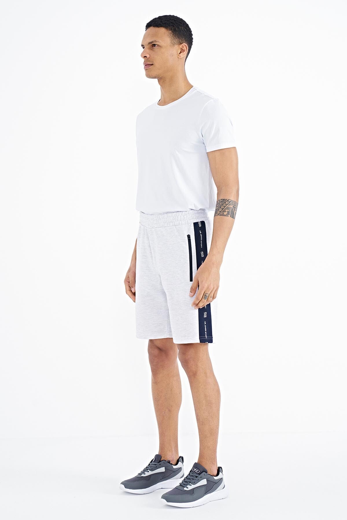 Alfred Ecru Standard Mold Men's Shorts - 81244