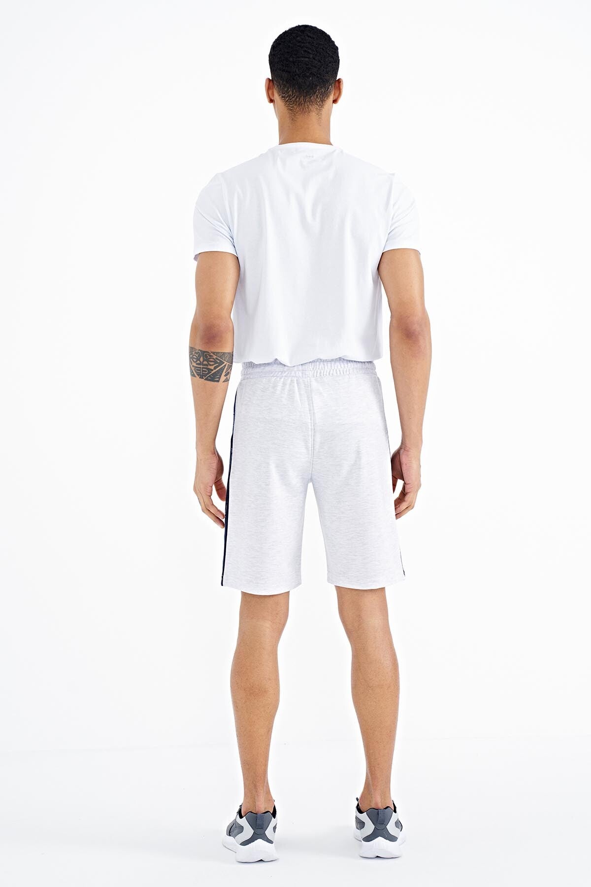 Alfred Ecru Standard Mold Men's Shorts - 81244