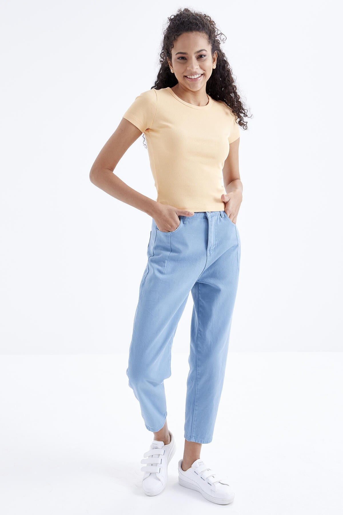 Melon Inside Basic Short Sleeve O Neck Women's T-Shirt - 97202