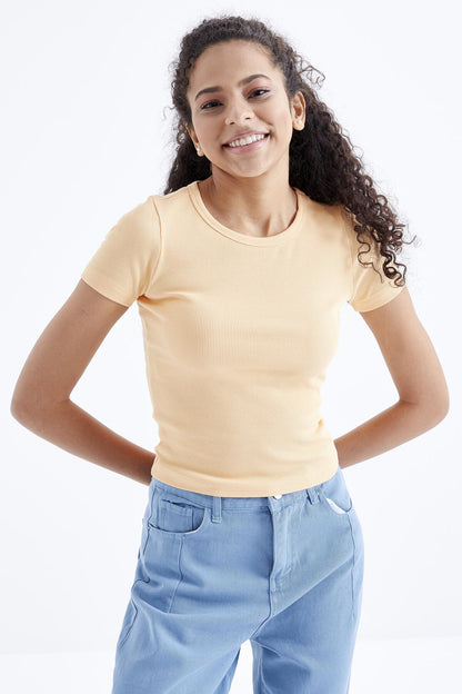 Melon Inside Basic Short Sleeve O Neck Women's T-Shirt - 97202