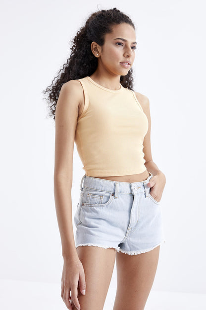 Melon Inside Basic Sleeveless O Neck Women's Crop Top Singlet - 97204